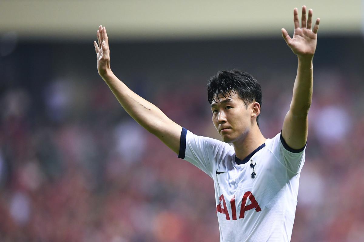 FIFA最新活动引领足球热潮，开启全新篇章